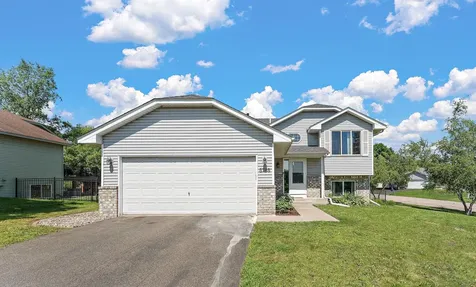 5785 Yucca Lane N Plymouth MN 55446