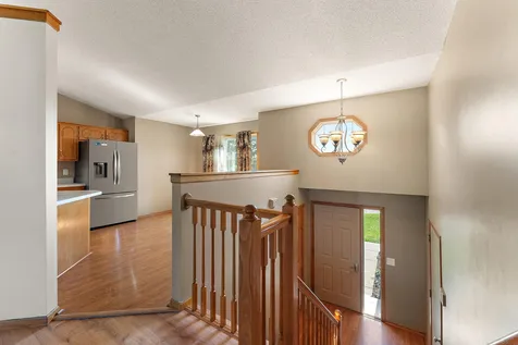 5785 Yucca Lane N Plymouth MN 55446