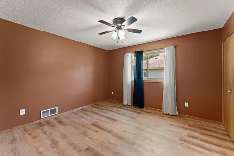 5785 Yucca Lane N Plymouth MN 55446
