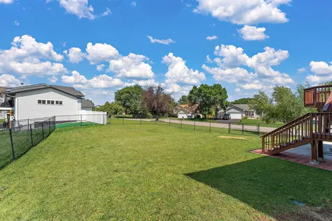 5785 Yucca Lane N Plymouth MN 55446