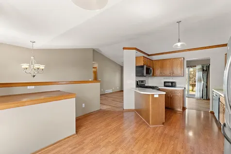 5785 Yucca Lane N Plymouth MN 55446