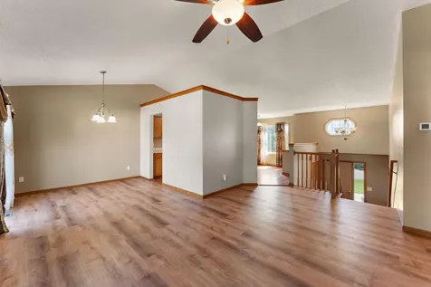 5785 Yucca Lane N Plymouth MN 55446