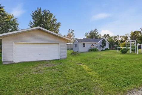 127 N 2nd Avenue Warba MN 55793