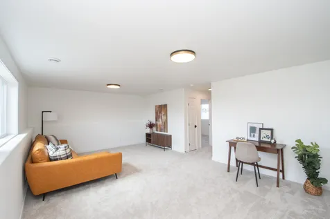 6805 Selkirk Drive S Fargo ND 58104