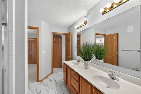 13955 Erwin Court Eden Prairie MN 55344