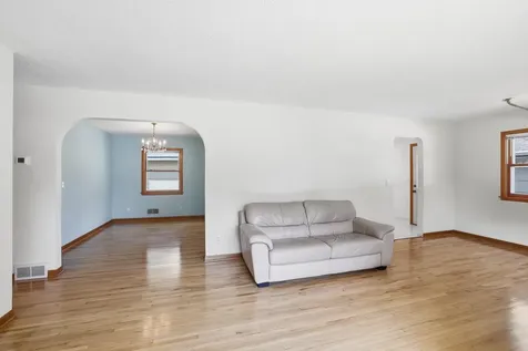 3110 W 82nd Street Bloomington MN 55431