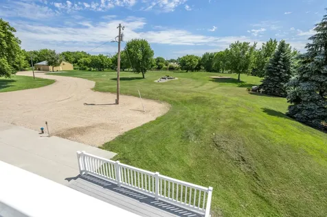 8010 182nd Avenue SE Wahpeton ND 58075