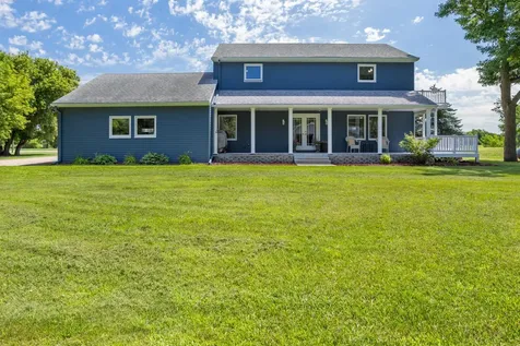 8010 182nd Avenue SE Wahpeton ND 58075