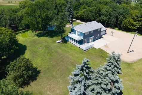 8010 182nd Avenue SE Wahpeton ND 58075