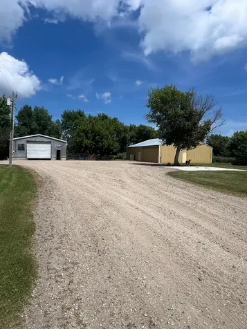 8010 182nd Avenue SE Wahpeton ND 58075