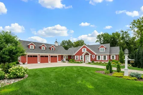3698 Woodland Cove Parkway Minnetrista MN 55331