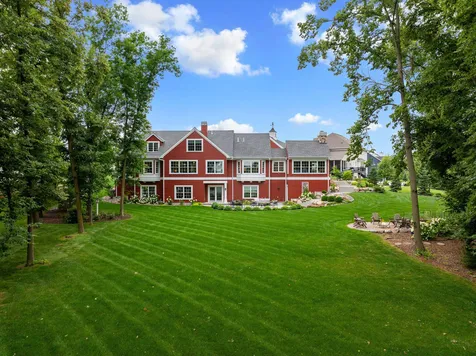 3698 Woodland Cove Parkway Minnetrista MN 55331
