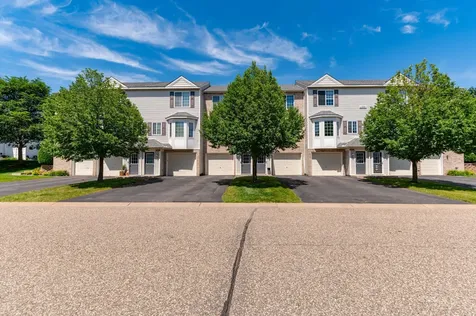 4960 Emmit Drive N Hugo MN 55038