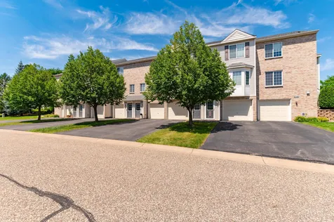 4960 Emmit Drive N Hugo MN 55038