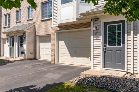 4960 Emmit Drive N Hugo MN 55038
