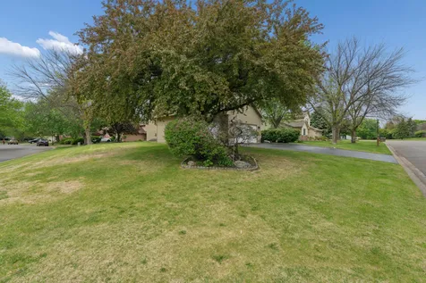 9249 Ashley Terrace Brooklyn Park MN 55443