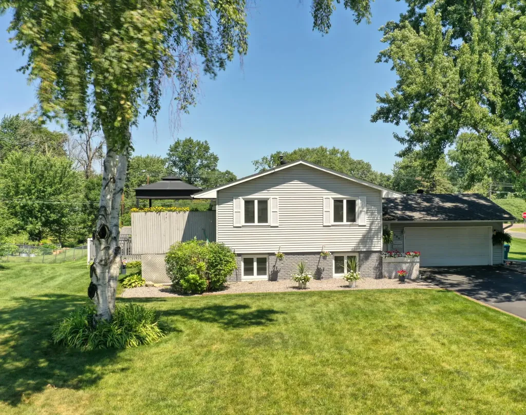 7398 214th Street N Forest Lake MN 55025