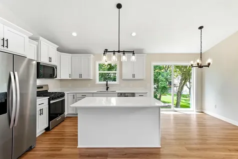 1102 2nd Street SE Faribault MN 55021