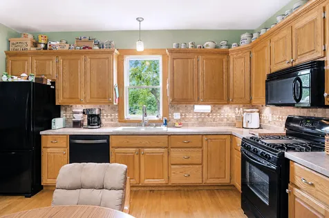 19933 900th Avenue Austin MN 55912
