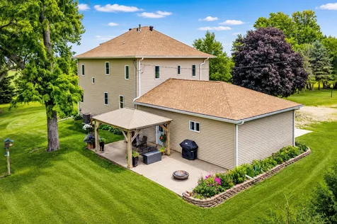 19933 900th Avenue Austin MN 55912