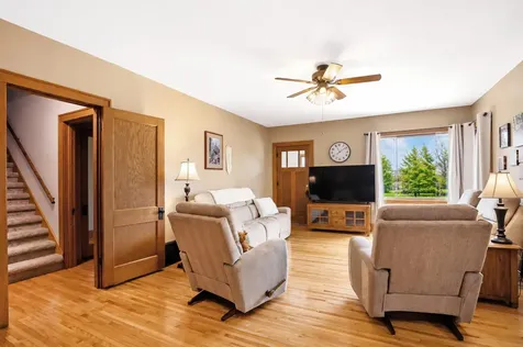 19933 900th Avenue Austin MN 55912