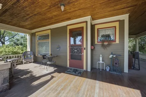 520 2nd Avenue SE Jamestown ND 58401