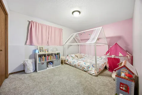 2620 Southgate Drive S Fargo ND 58103