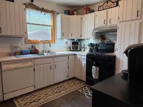 1632 4th Avenue E International Falls MN 56649