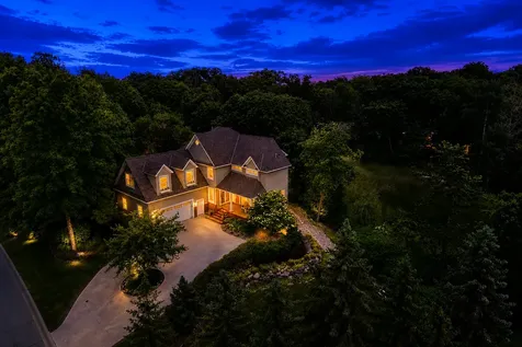 2866 Timberview Trail Chaska MN 55318