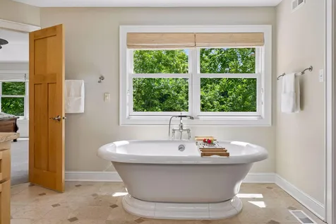 2866 Timberview Trail Chaska MN 55318