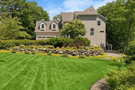 2866 Timberview Trail Chaska MN 55318