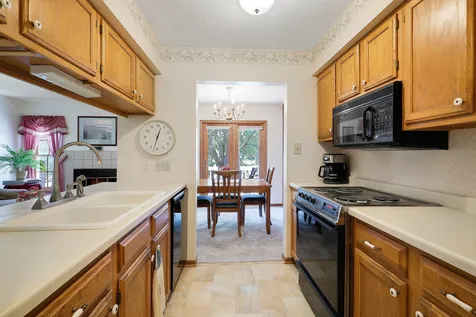 14389 Bedford Drive Eden Prairie MN 55346