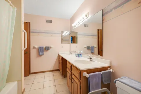 14389 Bedford Drive Eden Prairie MN 55346