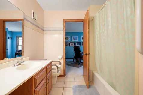 14389 Bedford Drive Eden Prairie MN 55346