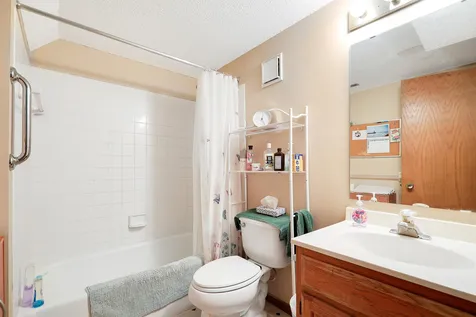 14389 Bedford Drive Eden Prairie MN 55346