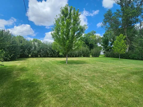 819 2nd Street SW Pipestone MN 56164