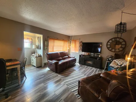 819 2nd Street SW Pipestone MN 56164
