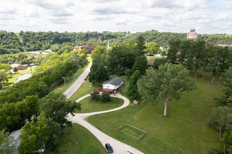 202 Ridgeview Lane S Lanesboro MN 55949