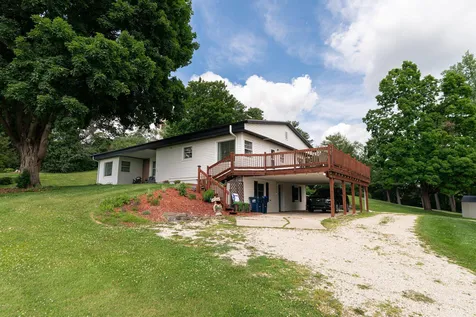 202 Ridgeview Lane S Lanesboro MN 55949