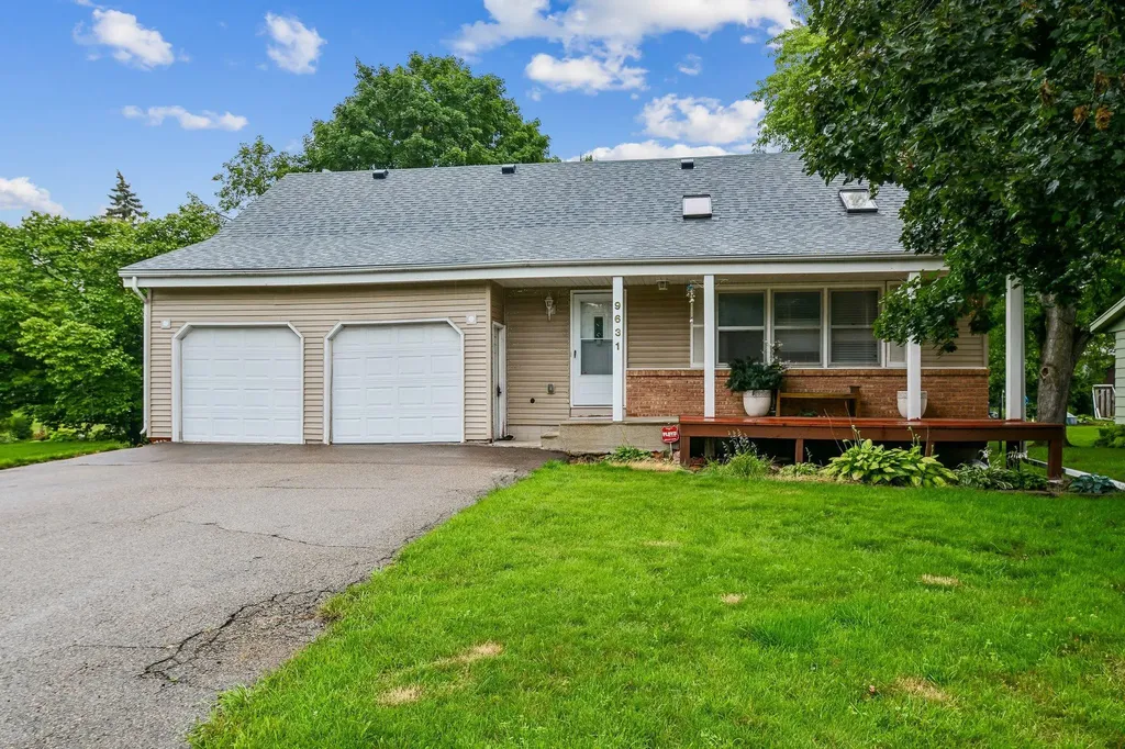 9631 13th Avenue S Bloomington MN 55425