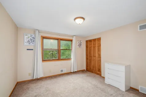 9631 13th Avenue S Bloomington MN 55425