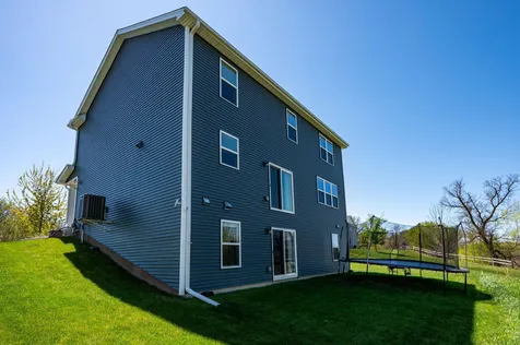 5110 Greenwood Lane Rockford MN 55373