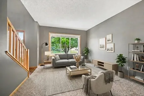 1876 Foothill Trail Shakopee MN 55379
