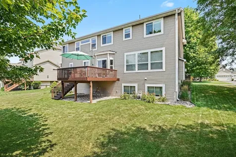 1876 Foothill Trail Shakopee MN 55379