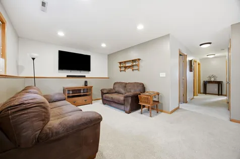 1268 39th Avenue S Moorhead MN 56560