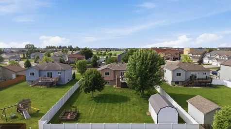 1268 39th Avenue S Moorhead MN 56560