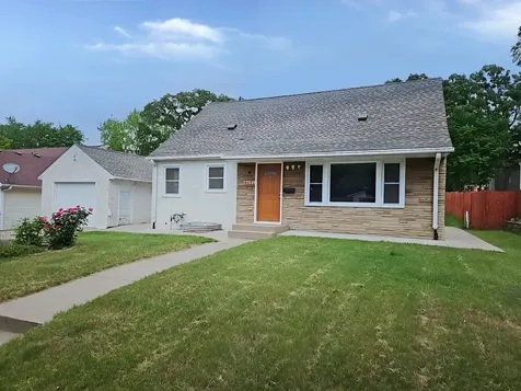 4651 6th Street NE Columbia Heights MN 55421