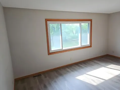 7613 Fairfield Road Brooklyn Park MN 55444