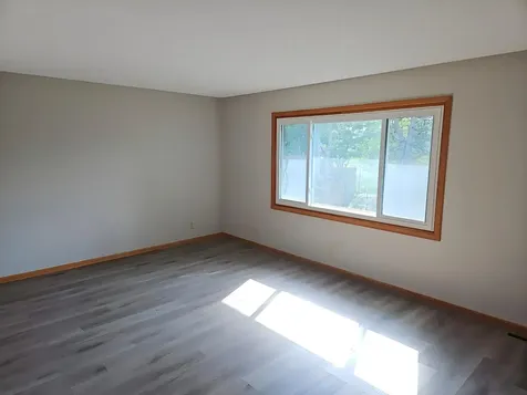 7613 Fairfield Road Brooklyn Park MN 55444
