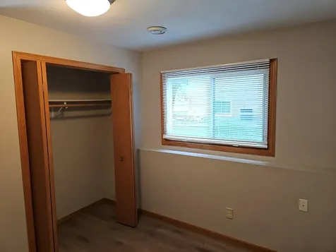 7613 Fairfield Road Brooklyn Park MN 55444